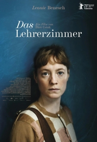 教師休息室 / 失控教室(台) / 教师休息室 / 失控教室(台)Das Lehrerzimmer (2023)